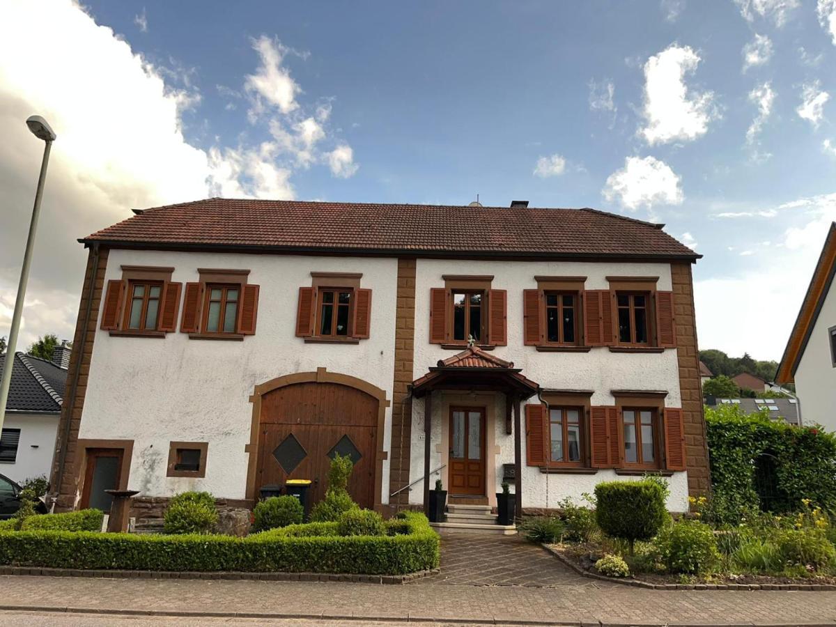 Ferienwohnung Goettert - Haus Erika Beckingen ภายนอก รูปภาพ